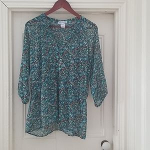 Floral turquoise top